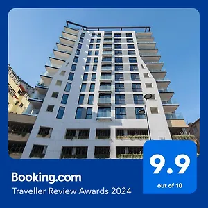  Apartment Brand New Luxury 1 Bed 2 Bath - & Pool Gibraltar